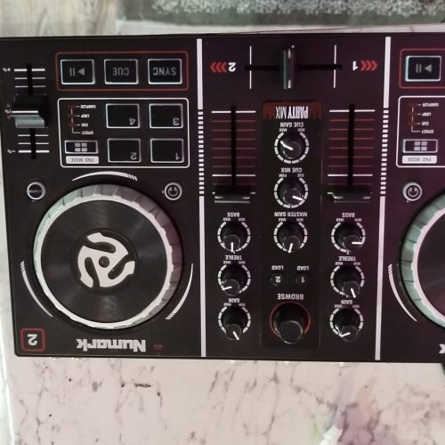 Dj کنترلر Numark partymix