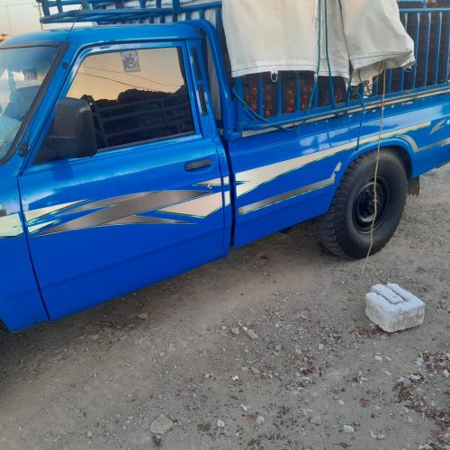 نیسان مدلش 1040رنگش ابی وبا کیفیت عالی