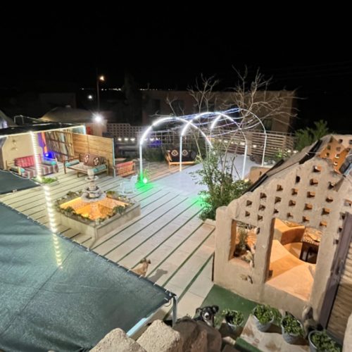 اقامتگاه بوم گردی*