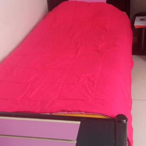 تخت یک نفره