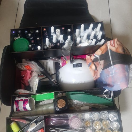 لوازم کاشت ناخن