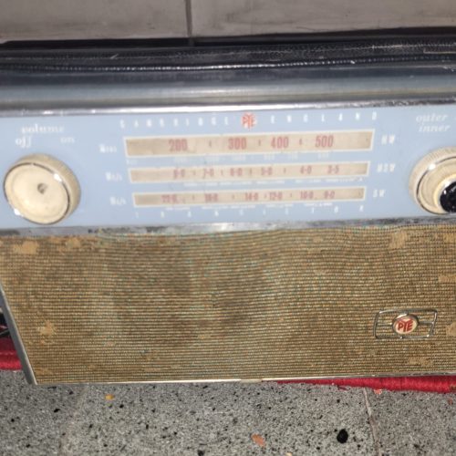 رادیو قدیمی انگلیس درحد