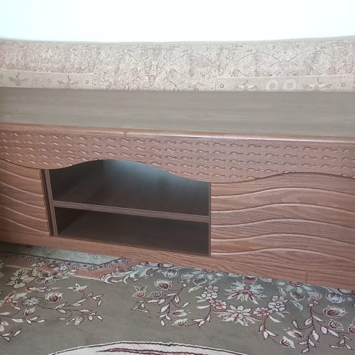 میز تلویزیون نو چوبی با طرحی زیبا وسبک