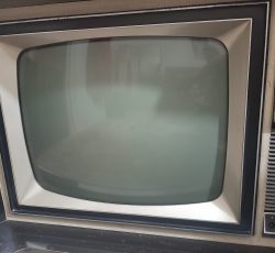 تلویزیون قدیمی RTI
