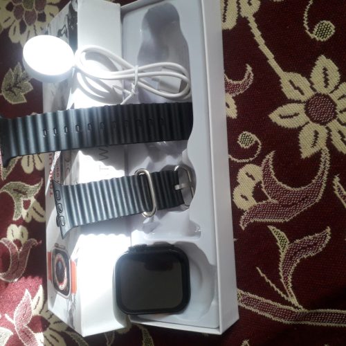 ساعت هوشمند یک بار هم دست نشده