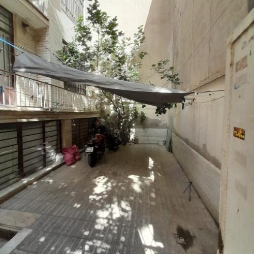 فروش آپارتمان 112 متری سه طبقه مجزا