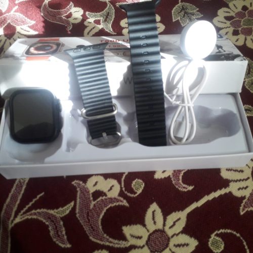 ساعت هوشمند یک بار هم دست نشده