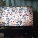 تلویزیون 50ودوجفت فرش یکی نو یکی کونه است