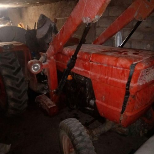 تراکتور فیات مدل 59باادوات