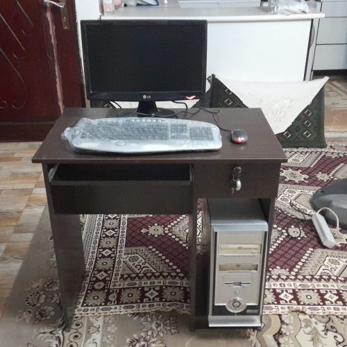 سیستم کامپیوتری با پرینتر واسکنر