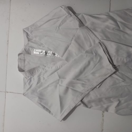 لباس و تجهیزات کاراته