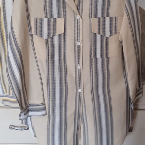 مانتو یا شومیز