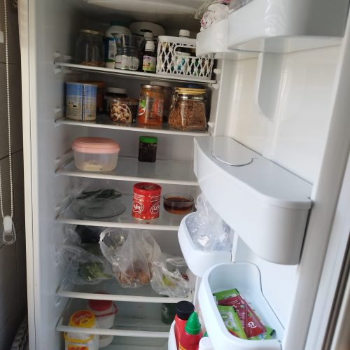 یک عدد فریزر یک عدد یخچال فروشی