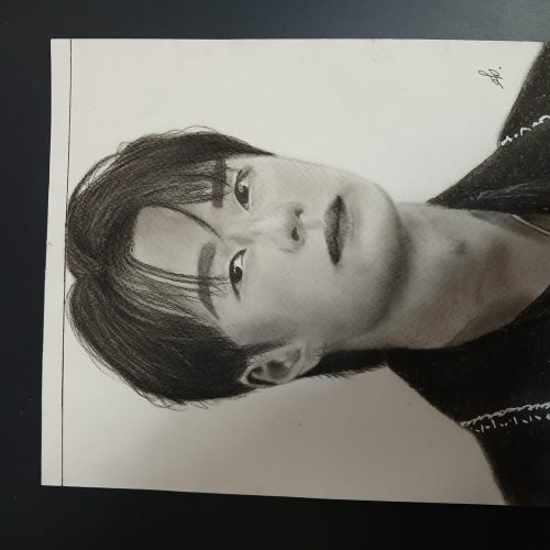 سفارش صراحی چهره سیاه قلم(هایپر رئال)