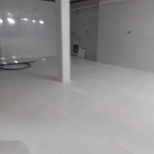 زیرزمین به مساحت 200مترمربع در ورودی مستقل امتیاز آب و برق و گاز مستقل