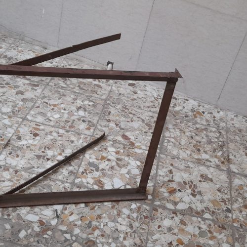 پایه کولر پنجره ای اهنی