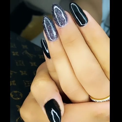 خدمات زیبایی ناخن و اموزش