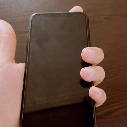 گوشی ایفون در حد نو