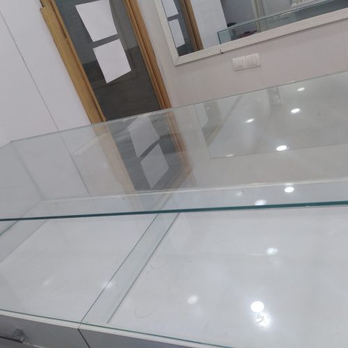 شیشه آکواریوم