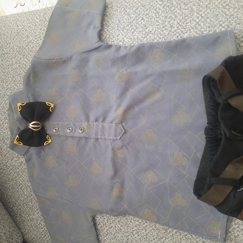 دو دست لباس پسرانه یکی مجلسی یکی اسپرتِ پاییزی