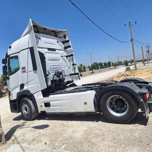 رنو در حد نو و فول و کامل