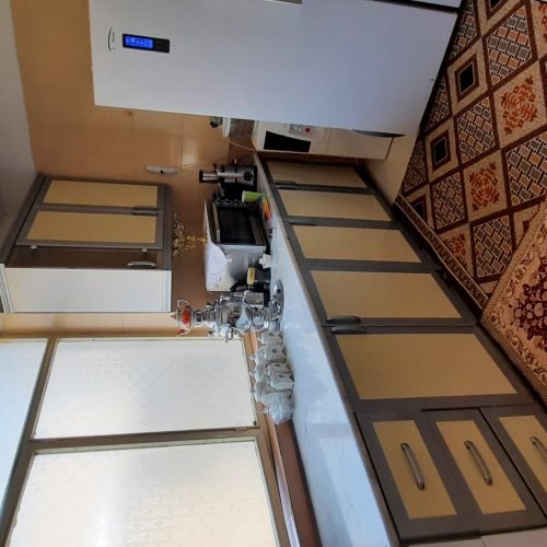 واحد 90 متری