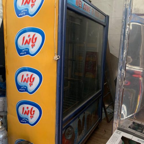 یخچال ایستاده‌ی ویترینی 4در