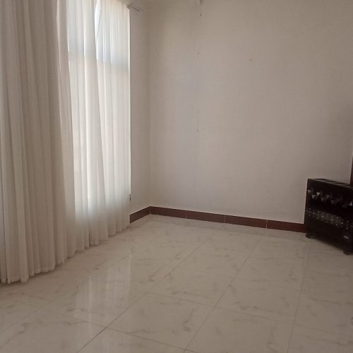 ویلایی 170 متری شهرک معلم