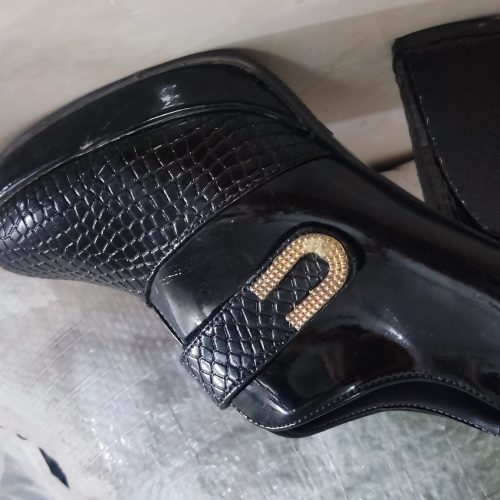 کفش کاملا نو و سالم