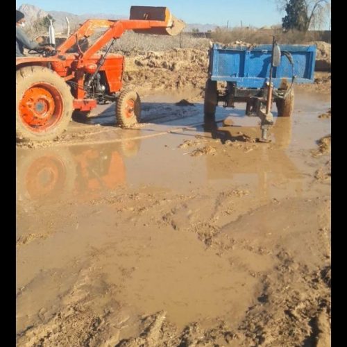 تراکتور فیات مدل 59باادوات