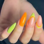 خدمات تخصصی کاشت ناخن