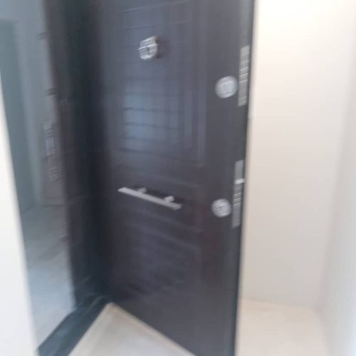 پردیس فاز 8        105 متر