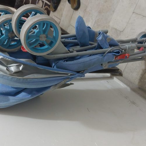 کالسکه کودک خارجی سالم وتمیز تاشو مناسب برای مسافرت