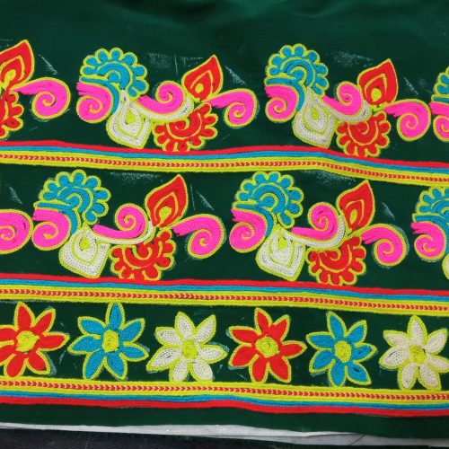 لباس بچگانه