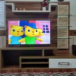 میز تلویزیون در حد نو