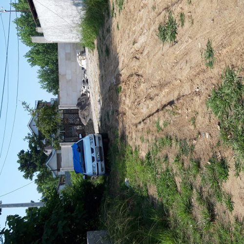 زمین مسکونی دارای پروانه ساخت
