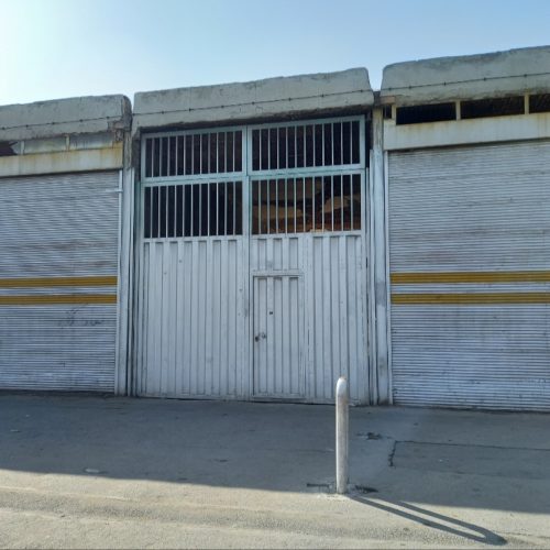 زمین ،  800 متر