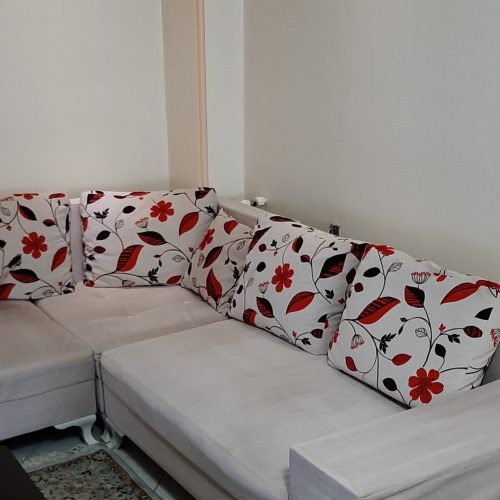 مبلمان راحتی 7 نفره ال بهمراه‌پاف