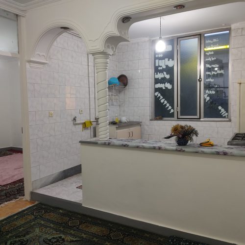 واقع در مرکز شهر