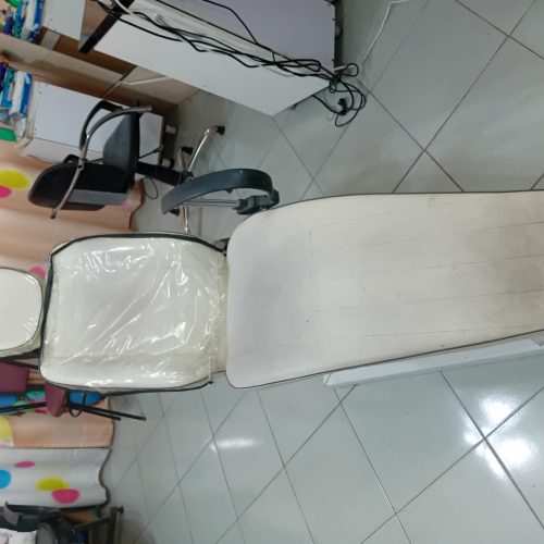 تعدادی وسیله ارایشگاه