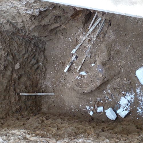 چاه کن حفره چاه مقنی