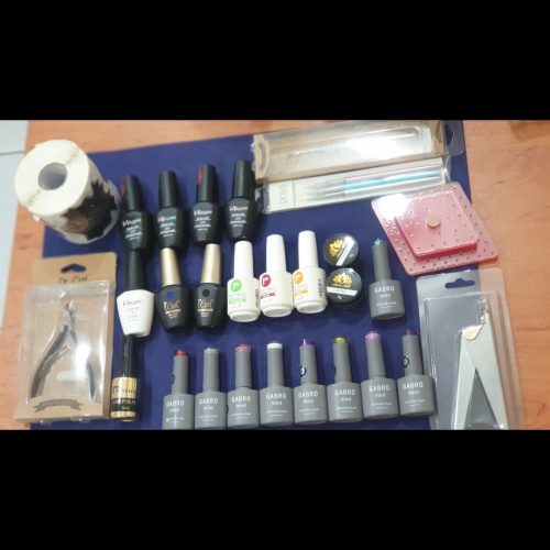 لوازمات ناخن پلم و اکبند کاملا توافقی به فروش میرسد