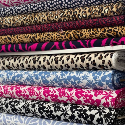 فروش تک و عمده لوازم اشپزخانه ، برقی ، پارچه ، روسری ، چارقد ، لوازم ارایشی