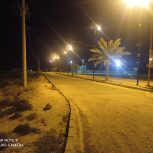 زمین روبرو زمین چمن نزدیک به خیابان اصلی