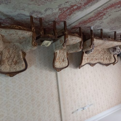 مبل 9 نفره سالم و شیک سلطنتی