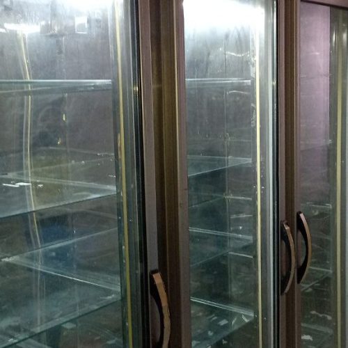 یخچال 3در فروشگاهی