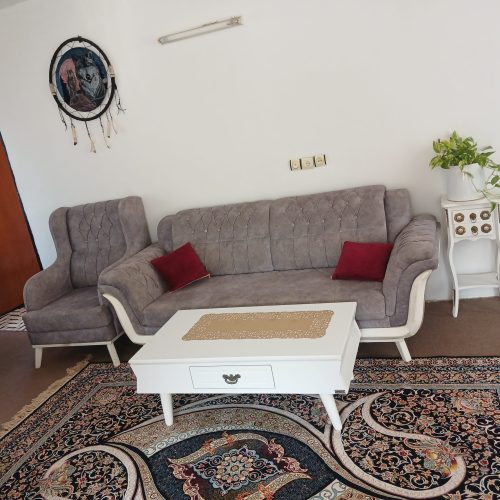 مبل7 نفره با میز وسطش