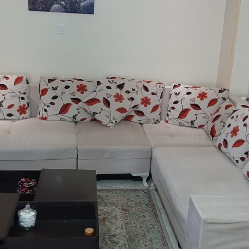 مبلمان راحتی 7 نفره ال بهمراه‌پاف