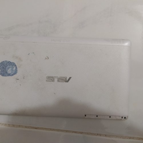 تبلت سالم بهتون تحویل میدم