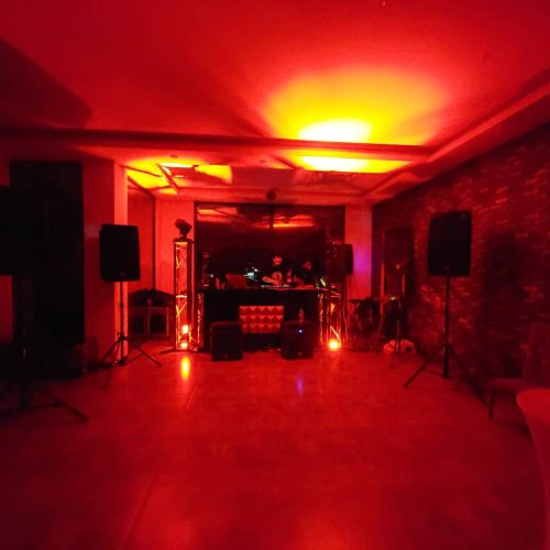 اجاره به روزترین سیستم نور و صدا دیجی خواننده نوازنده،تشریفات صفر تا صد